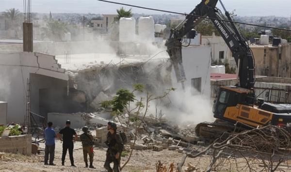 محافظة القدس: هدم الاحتلال عمارة سكنية في سلوان جريمة حرب