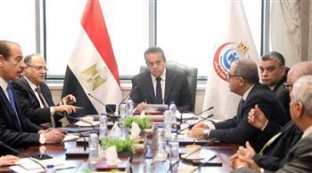 وزير الصحة يبحث دعم وتمكين توطين الصناعات الدوائية في مصر