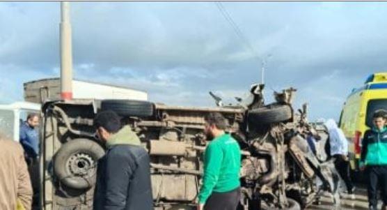 النيابة تأمر بدفن شاب توفي بحادث انقلاب سيارة بالشرابية