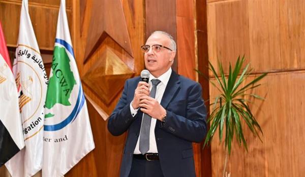 د.سويلم.."انطلاق برنامج تأهيل قيادات الجيل الثانى لمنظومة المياه 2.0"باستخدام التكنولوجيا الحديثة