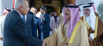 العاهل البحريني يبحث مع أبو الغيط تطورات الأوضاع في المنطقة