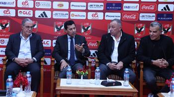   وزير الرياضة يهنئ مجلس الأهلي بالدورة الانتخابية الجديدة