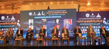 تجارة عين شمس تختتم مؤتمرها بتوصيات هامة لتعزيز في الاقتصاد المصري