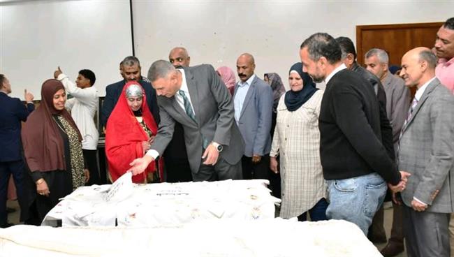 محافظ أسوان يشارك في فعاليات الإحتفال باليوم العالمي لذوى الإحتياجات الخاصة