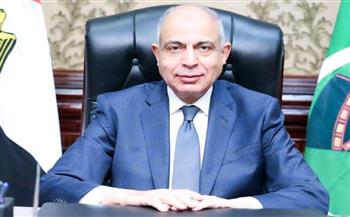   محافظ المنيا يعلن حزمة تسهيلات جديدة لاستخراج تراخيص المحال العامة