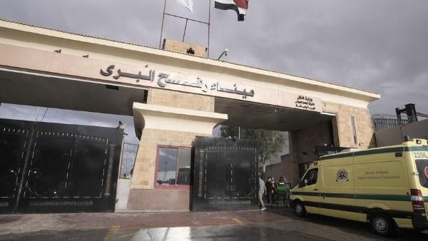 هيئة البث الإسرائيلية: السلطة الفلسطينية تشارك في إدارة معبر رفح