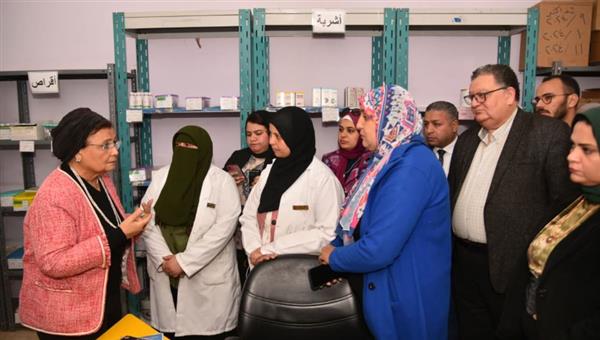 نائب وزير الصحة تتفقد منشآت صحية بمحافظة الدقهلية وتستعرض حصاد الملف السكاني بالمحافظة