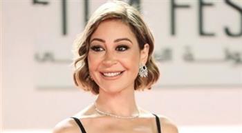   منة شلبي تتعاقد على بطولة مسلسل "عنبر الموت" وتجسد شخصية نادية