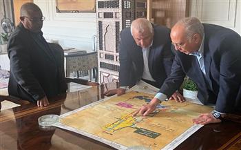   رئيس "بحوث الصحراء" يلتقي بمحافظ الوادي الجديد لمناقشة تعزيز التنمية الزراعية 