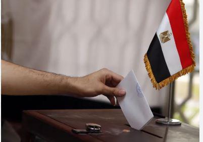 قنصل مصر بالرياض: المصريون يقبلون على جولة الإعادة بشكل كبير فى انتخابات النواب