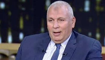   محافظ الوادي الجديد يوجه بسرعة الانتهاء من تدقيق ومراجعة ملفات التقنين