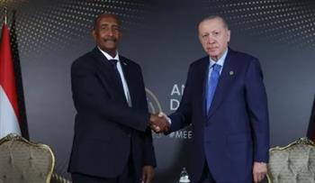   أردوغان والبرهان يبحثان جهود إحلال السلام بالسودان 