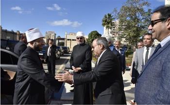   محافظ بورسعيد يستقبل وزيرى الأوقاف والتعليم العالى ومفتى الجمهورية