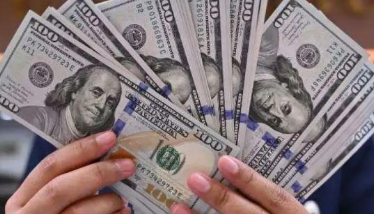 سعر الدولار مساء اليوم الجمعة