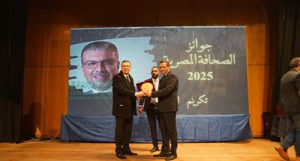 نقابة الصحفيين تكرم د. عمرو الليثي رئيس إذاعات وتليفزيونات التعاون الإسلامي