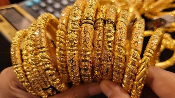 الذهب يرتفع اليوم في مصر.. عيار 21 يسجل 6070 جنيهًا