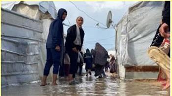   أمطار غزيرة تتسبب في غرق خيام النازحين بقطاع غزة