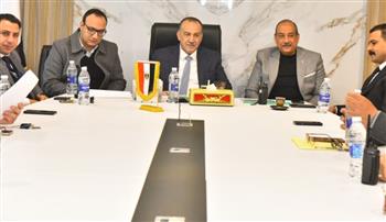   محافظ أسيوط يتابع فتح لجان اليوم الثاني من جولة الإعادة بالدائرة الثالثة 