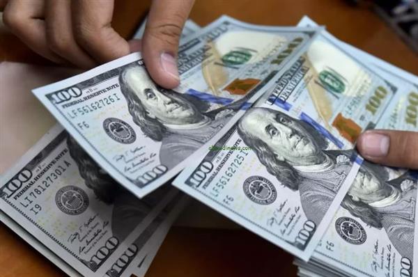تشتري ولا تبيع.. اعرف سعر الدولار قبل أي قرار