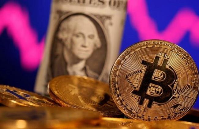 بيتكوين تقترب من 90 ألف دولار مع توقعات تيسير الفيدرالي
