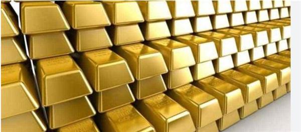 عاجل.. نزيف تاريخي في البورصة العالمية للذهب ..الذهب يتراجع 222 دولار للأوقية