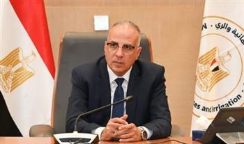 وزير الري يؤكد أهمية مشروع أنظمة وأجهزة التشغيل والتحكم والمراقبة لمفيض قناطر إسنا الجديدة