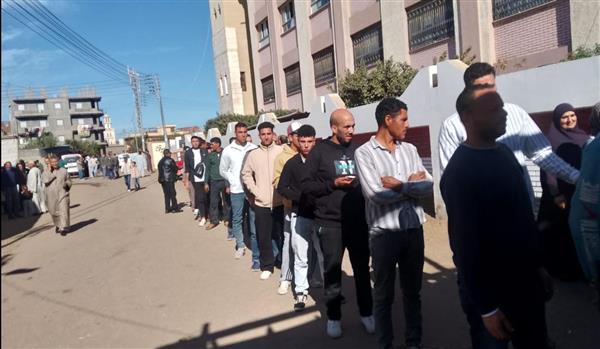 انتخابات النواب.. رواد التواصل الاجتماعي يشيدون بتوجيهات الرئيس واستجابة "الوطنية للانتخابات"