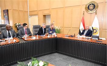   مباحثات مصرية ألمانية لتعميق صناعة السيارات