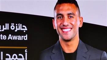   وزير الرياضة يهنئ البطل الأولمبي أحمد الجندي بعد تتويجه أفضل رياضي عربي 
