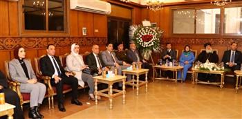   محافظ دمياط يزور كنيسة العذراء مريم لتقديم التهانى بعيد الميلاد المجيد