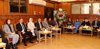 محافظ دمياط يزور كنيسة العذراء مريم لتقديم التهانى بعيد الميلاد المجيد