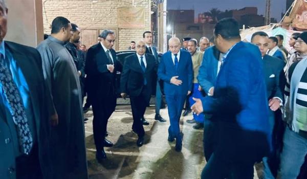 وزير العدل ومحافظا قنا والأقصر يقدمون واجب العزاء في المستشارة سهام صبري الأنصاري
