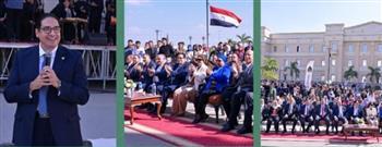 رئيس جامعة القاهرة يشهد حفل ختام الأنشطة الطلابية للفصل الدراسي الأول