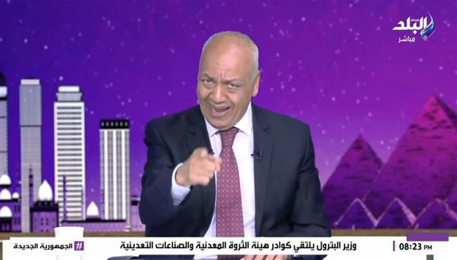 مصطفى بكري : نُريد وزراء يعملون من الـ 8 صباحًا حتى 11 مساءً