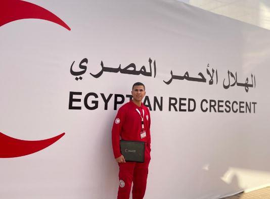 طالب كلية التمريض بجامعة قناة السويس يحصد تكريمًا ضمن فعاليات اليوم العالمي للتطوع