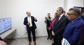   وزير الاتصالات يتابع منظومة التشخيص عن بُعد فى مستشفى الصدر بالمنصورة