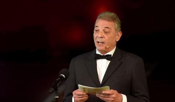 عيد ميلاد محمود حميدة.. مسيرة فنان استثنائي جمع بين الثقافة والجرأة