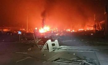   حريق هائل في مدينة كريمنشوك الأوكرانية جراء هجوم روسي عنيف.. فيديو