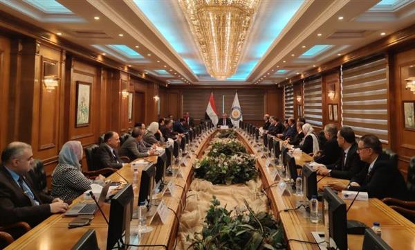 المجلس الأعلى لشئون الدراسات العليا والبحوث يعقد اجتماعه الدوري
