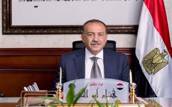   محافظ أسيوط يغادر إلى الهند 