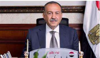   محافظ أسيوط: حملات التفتيش مستمرة لضمان بيئة عمل آمنة وتطبيق مواد قانون العمل الجديد