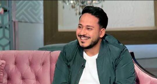 كريم عفيفي يوقع على بطولة مسلسل "قبل وبعد" إلى جانب مي عز الدين