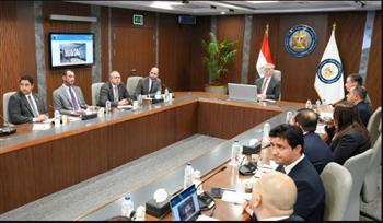 وزير البترول يستعرض فرص دخول كارجاس إلى الدول العربية والإفريقية