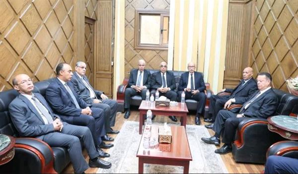 وزير العدل وكدواني والغايش يؤدون واجب العزاء لأسر القضاة شهداء الحادث الأليم بالمنيا