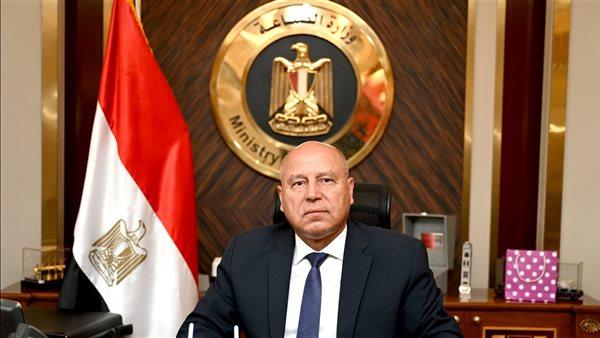 وزير الصناعة يلتقي اليوم مستثمري كفر الشيخ
