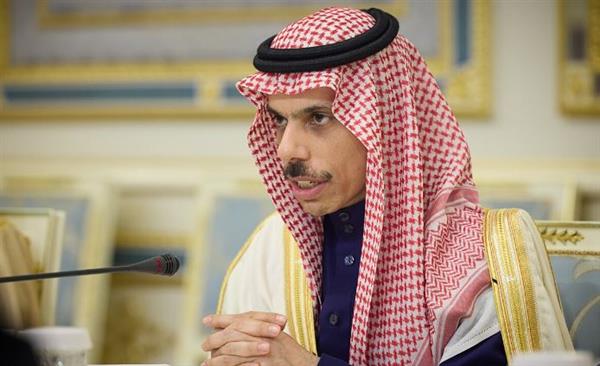 وصول وزير الخارجية السعودي للمشاركة في اجتماع السداسية العربية التشاوري
