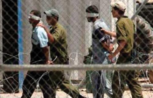 الصليب الأحمر: قلقون إزاء الظروف المحيطة بعمليات إطلاق سراح المعتقلين الفلسطينيين في إسرائيل