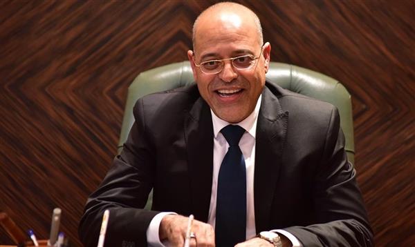 وزير العمل: الرئيس السيسي يوجه بدراسة حزم اجتماعية جديدة قبل شهر رمضان