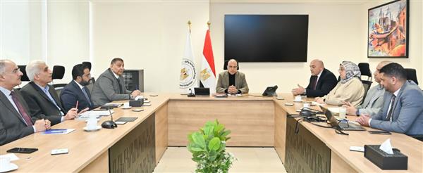 وزير الري يتابع استثمار أملاك الوزارة والحفاظ عليها من التعديات