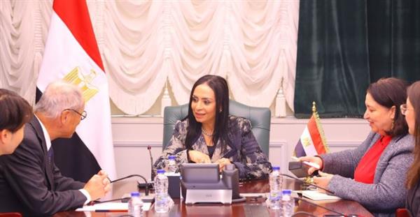 وزيرة التضامن تبحث مع سفير اليابان تعزيز سبل وفرص الشراكة والتعاون